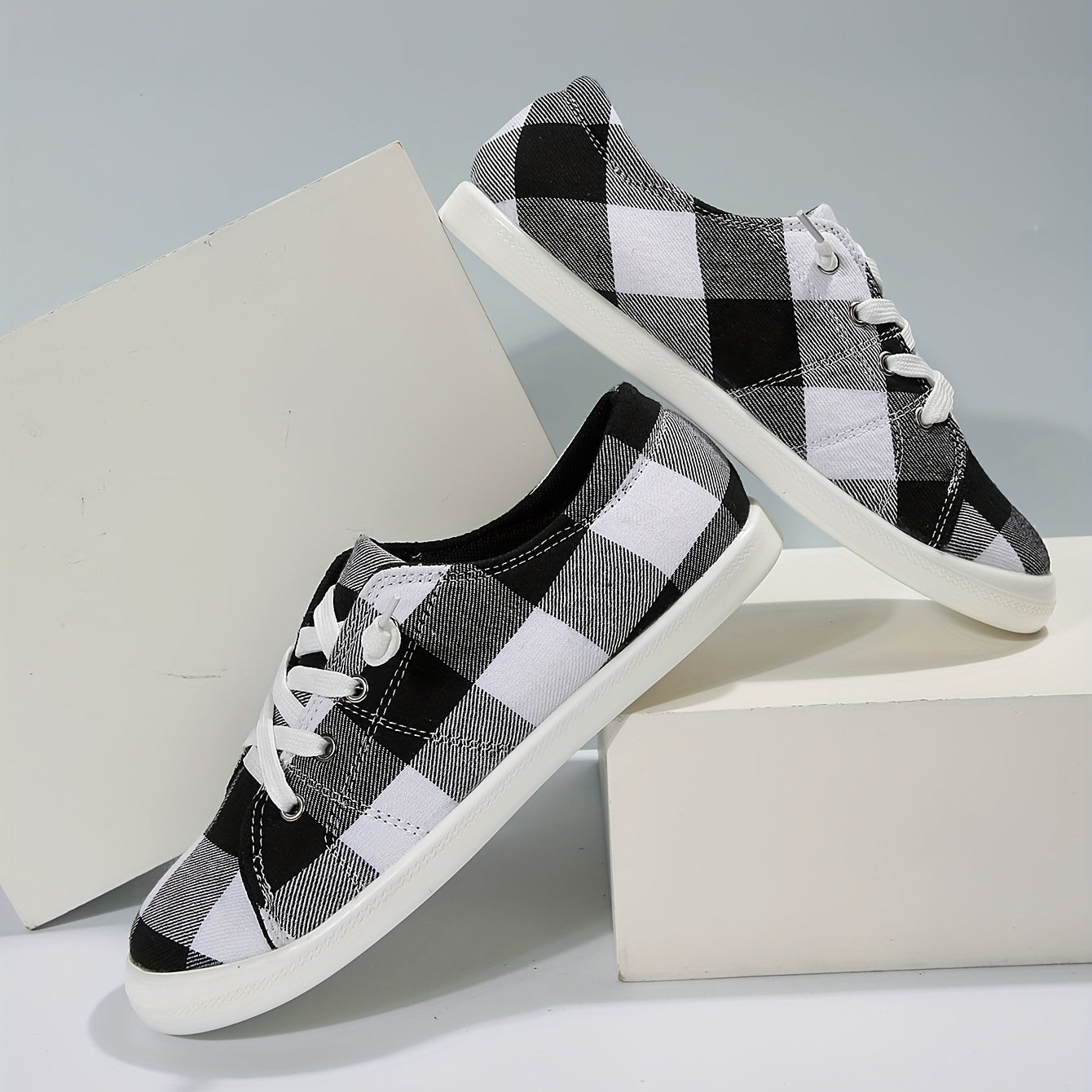 Women's Colorblock Plaid Pattern Shoes, Slip On Low-top Round Toe Non-slip Outdoor Canvas Shoes, Casual Daily Shoes